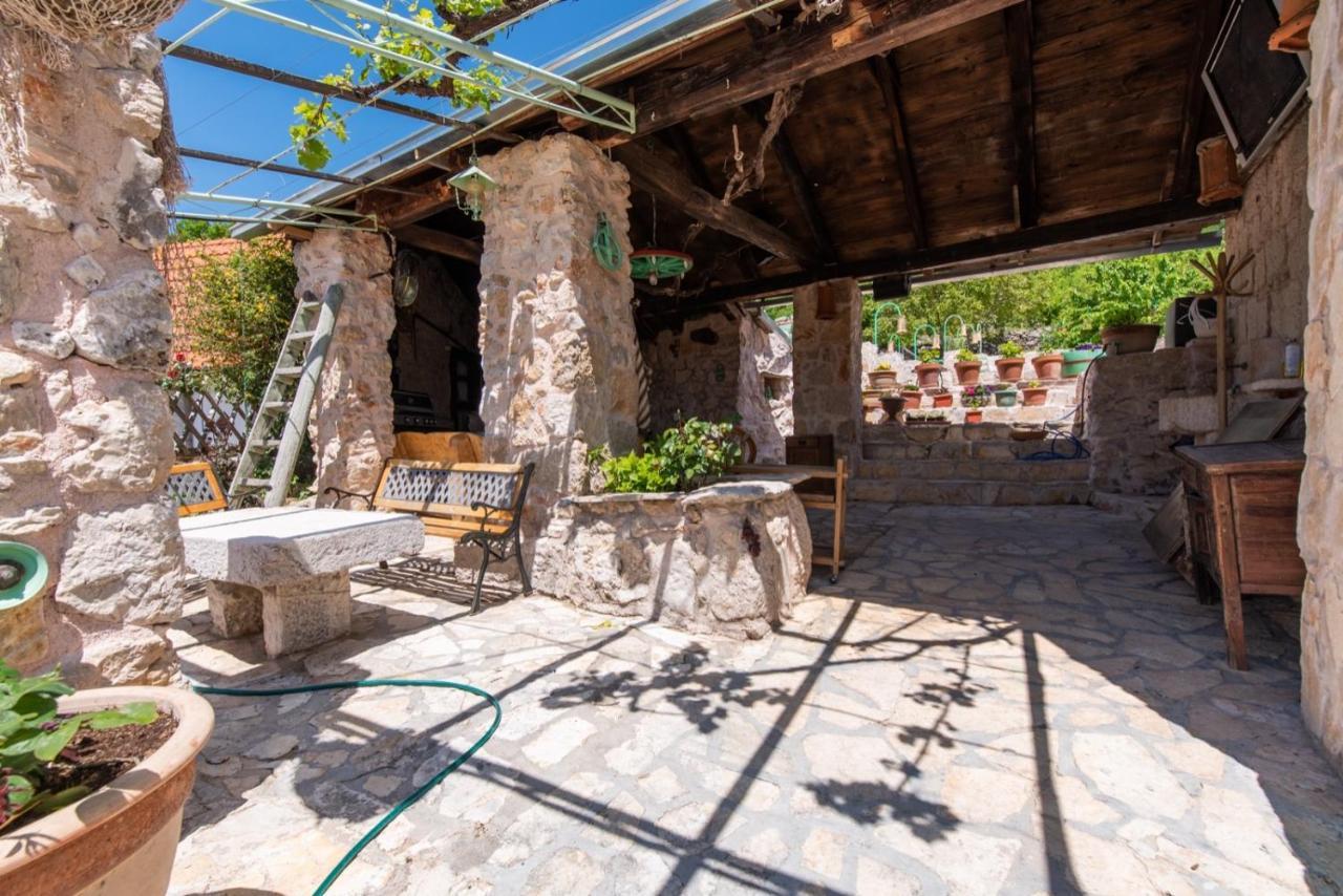 Villa Pristinus Krstatice Exterior photo